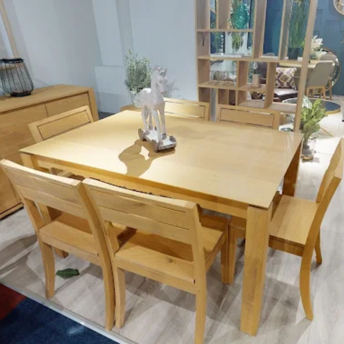Where to buy Oak Dining Tables in Leicester: A Local Guide